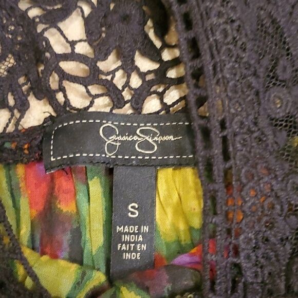 Jessica Simpson flutter sleeve boho top - Picture 5 of 9